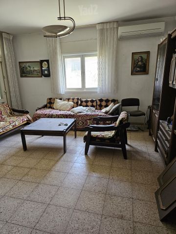 יצחק שדה 14