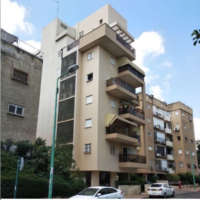 יחיאל צ'לנוב 4
