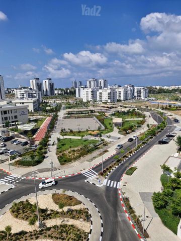 גג/ פנטהאוז, נהריה