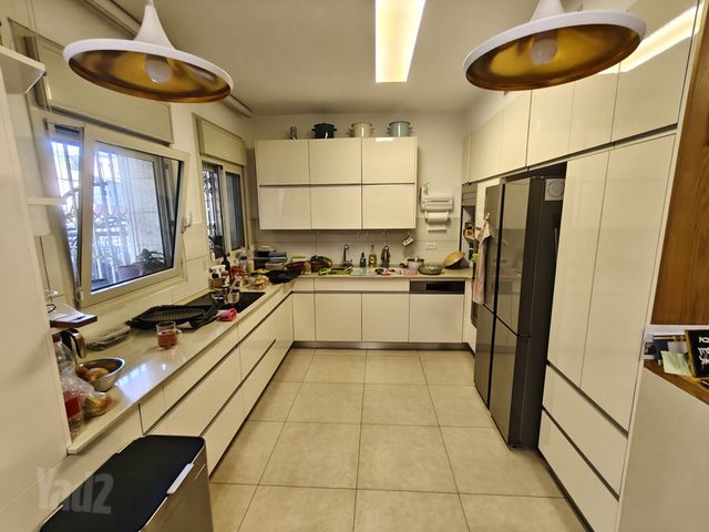 דירה למכירה בירושלים (תיווך) — 2