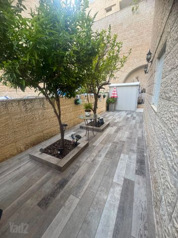 תמונה 4 של דירת 4 חדרים להשכרה בירושלים