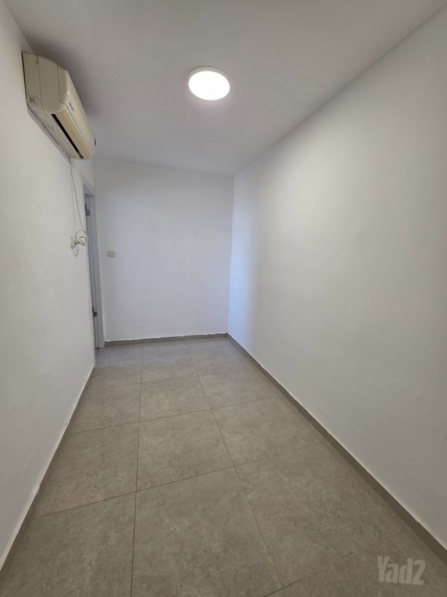 דירה, משה שרת 52, קרית שרת מערב, חולון