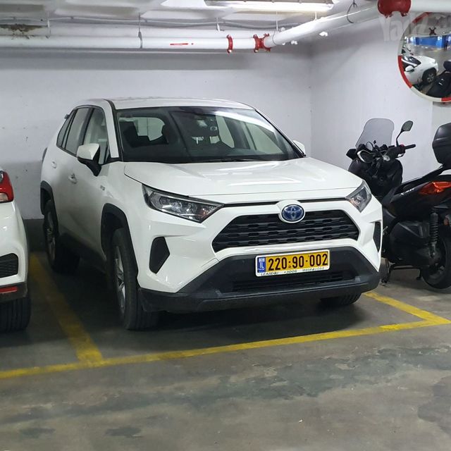 מודעת רכב טויוטה RAV4