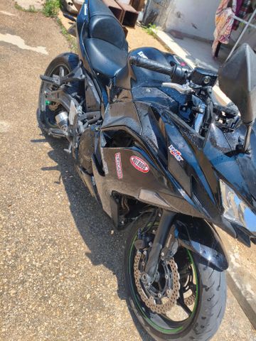 מודעת רכב קאוואסאקי נינג'ה 650