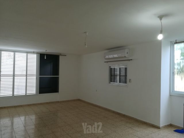 דירה, ויגודסקי 8, רמב"ם, ראשון לציון