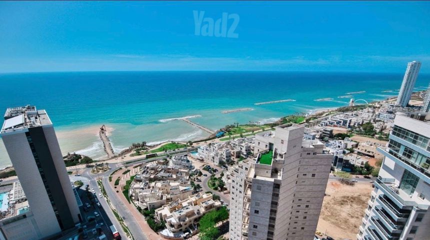 נוף הטיילת