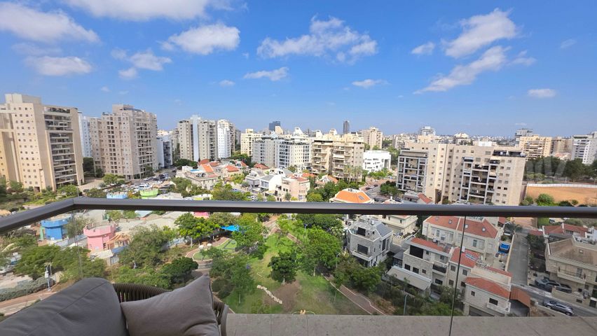 פנחס אילון 9