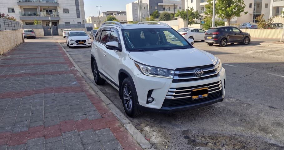 מודעת רכב טויוטה היילנדר