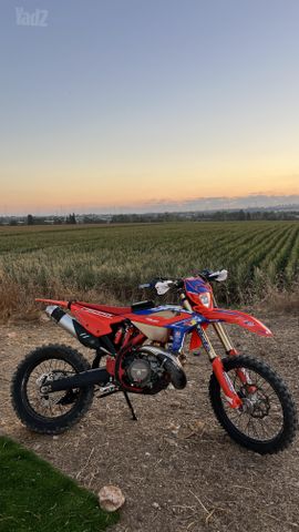 מודעת רכב בטא RR250