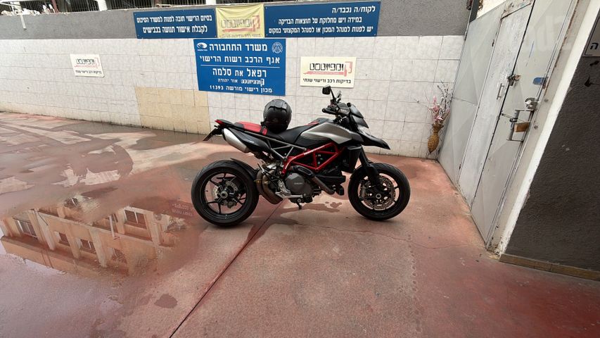 מודעת רכב דוקאטי היפרמוטרד 950