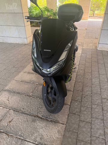 מודעת רכב הונדה PCX 125