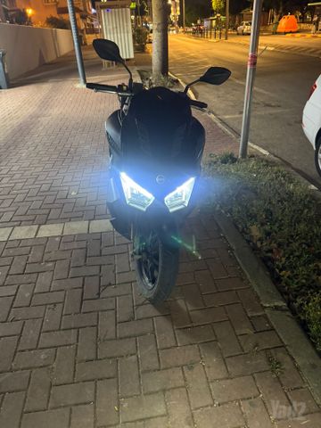 מודעת רכב סאן יאנג ג'ט איקס 125