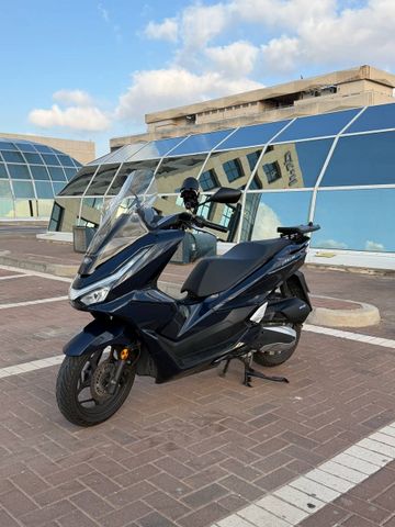 מודעת רכב הונדה PCX 125