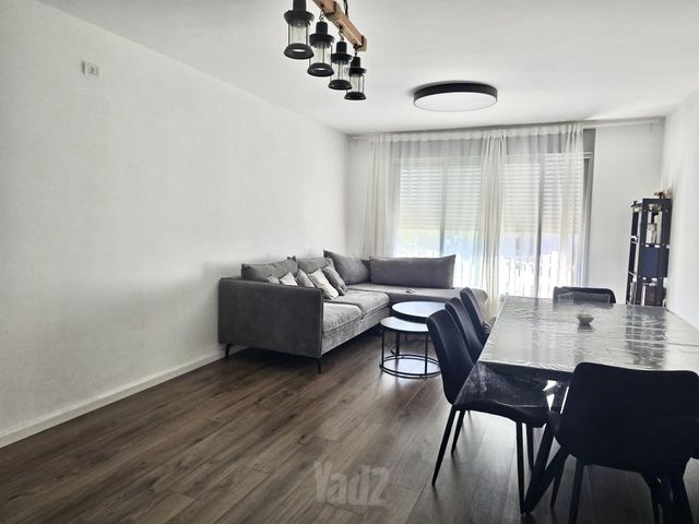 אלון 1