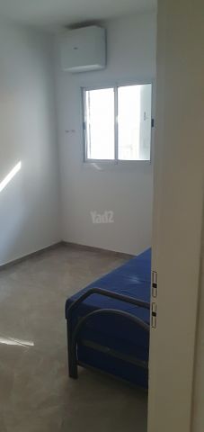שדרות איינשטיין 10