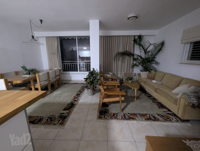 משה שרת 23