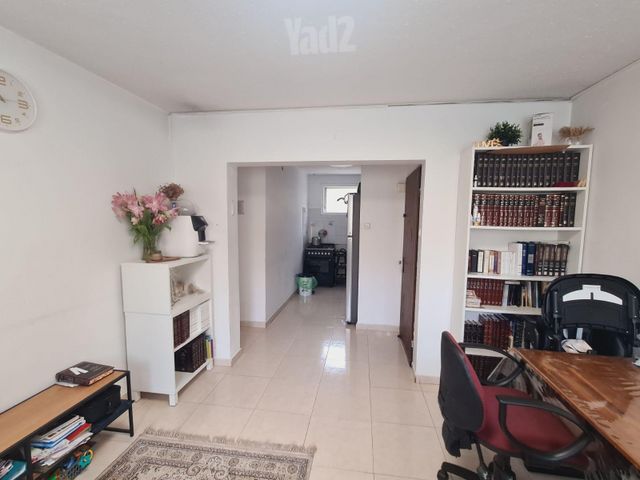 עזרא ונחמיה 1