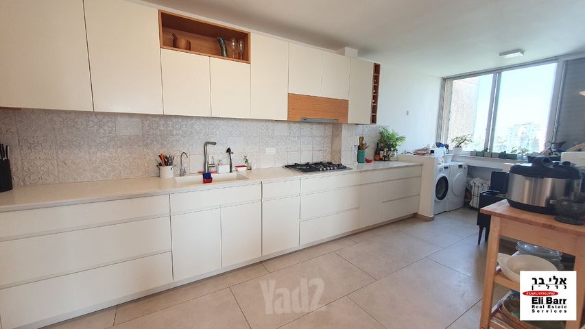 4 חדרים ₪12,000 ברמת השרון
