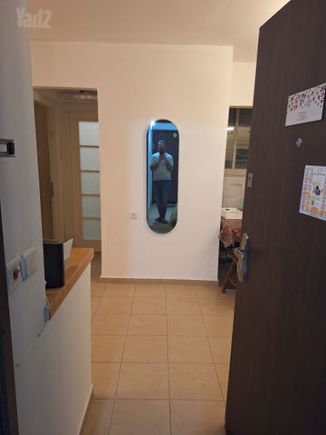 משה שרת 28
