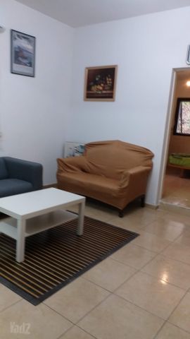 דרך יד לבנים 18