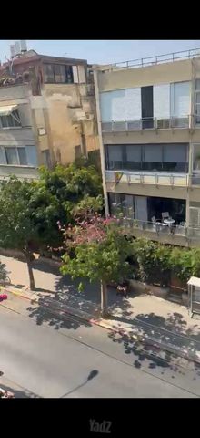 ז'בוטינסקי 31