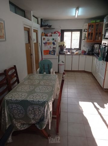 הנשיא 12