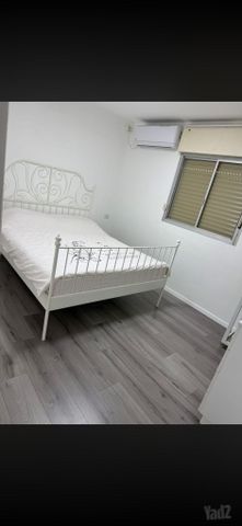 שדרות פנחס לבון 25