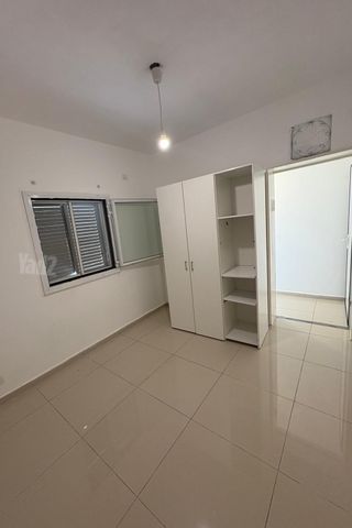 הגפן 122