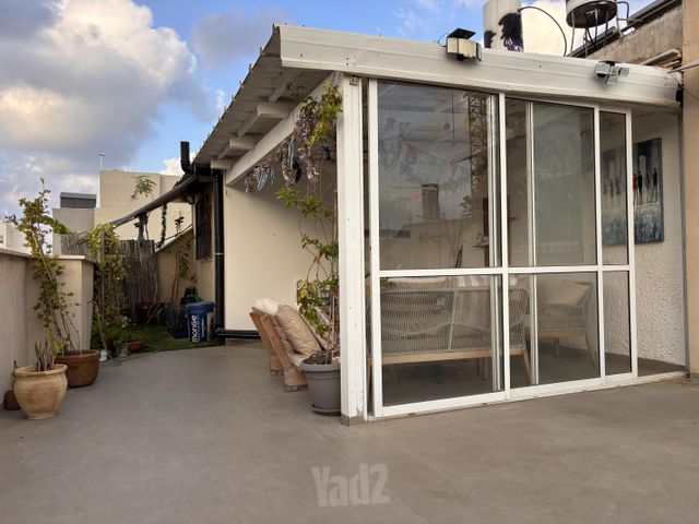 גג/ פנטהאוז להשכרה בתל אביב יפו — 2