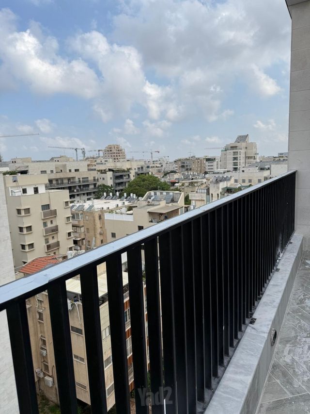 גג/ פנטהאוז, ארלוזורוב, מרכז דרום, רעננה