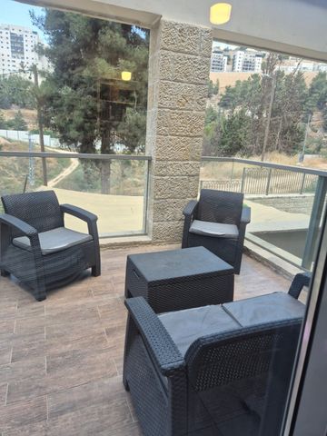 דירה למכירה בירושלים (תיווך) — 3