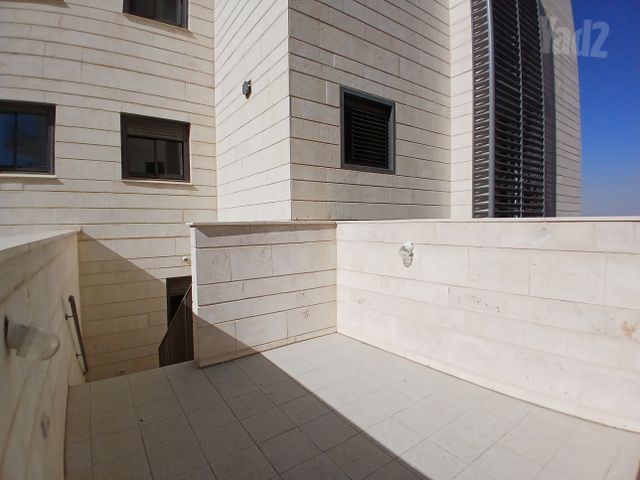 דירה להשכרה בירושלים (תיווך) — 4