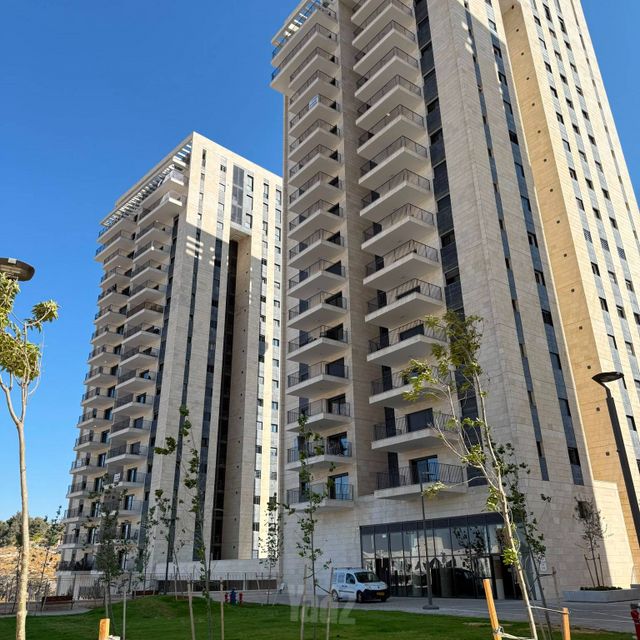 דירה להשכרה בירושלים (תיווך) — 2