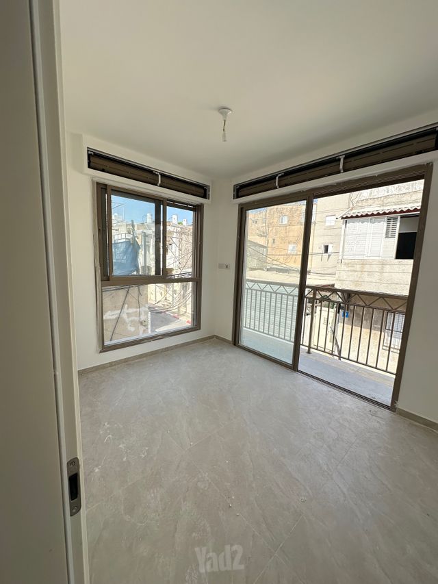 בניין מגורים, זרח, התקוה, בית יעקב, נווה צה"ל, תל אביב יפו