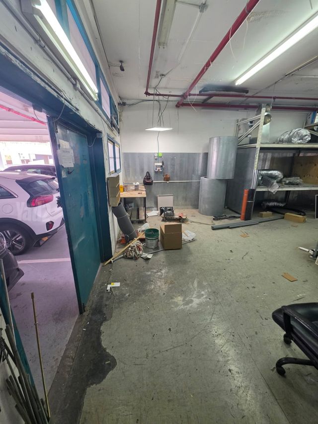 מחסנים, משה לוי 16, מב"ת מערב, אזור תעשייה חדש, ראשון לציון
