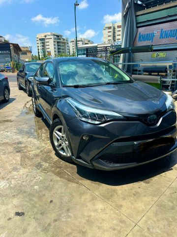 מודעת רכב טויוטה C-HR