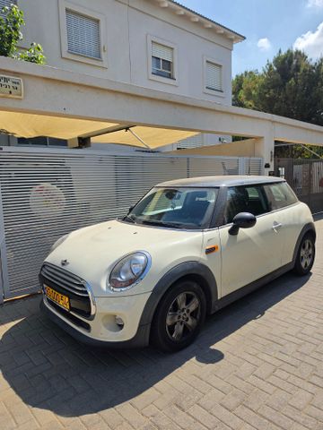 מודעת רכב מיני קופר