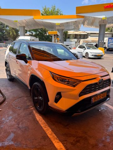 מודעת רכב טויוטה RAV4