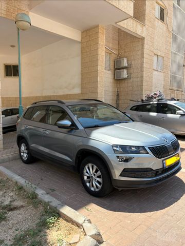 מודעת רכב סקודה קארוק