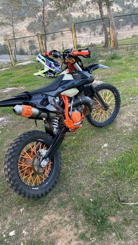 מודעת רכב KTM Enduro EXC 250