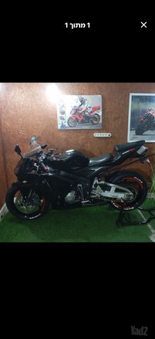 מודעת רכב הונדה CBR600RR