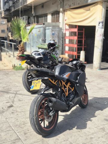 מודעת רכב KTM SuperSport RC 200