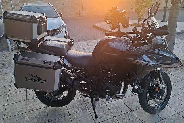 בנלי TRK502X