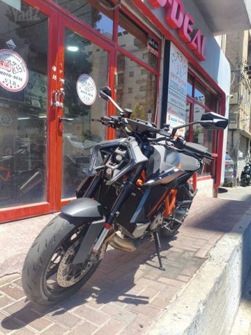 מודעת רכב KTM Naked Super Duke 1290R