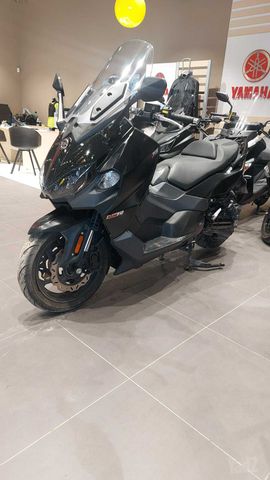 מודעת רכב סאן יאנג TL500