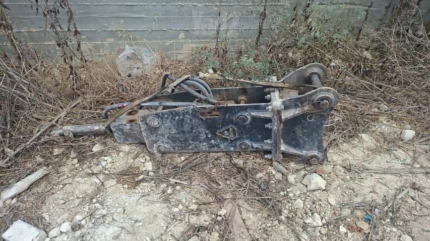 מודעת רכב מחפר