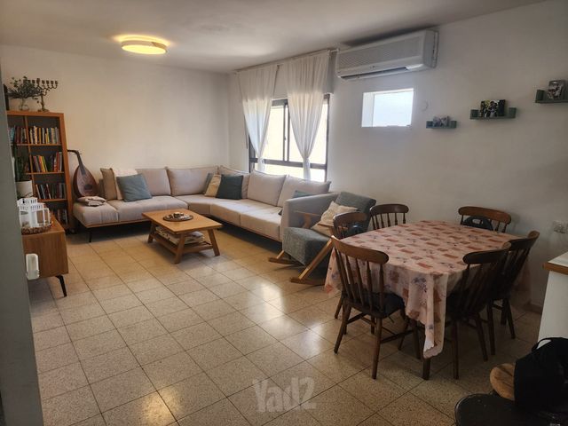 האיריס 22