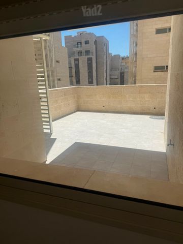 דירת גן להשכרה בירושלים — 4