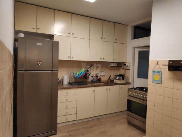 דירה, קריניצי 106, שכונת בן גוריון, מרכז העיר ג', רמת גן