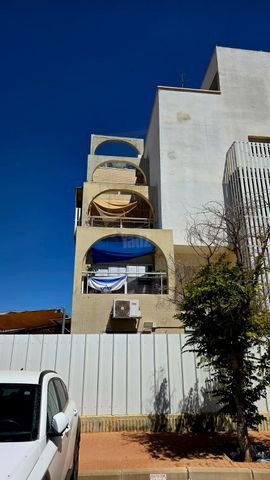 שרה ואהרון אהרונסון 22